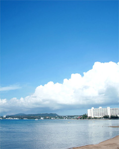 沖縄のキレイな海：海の日